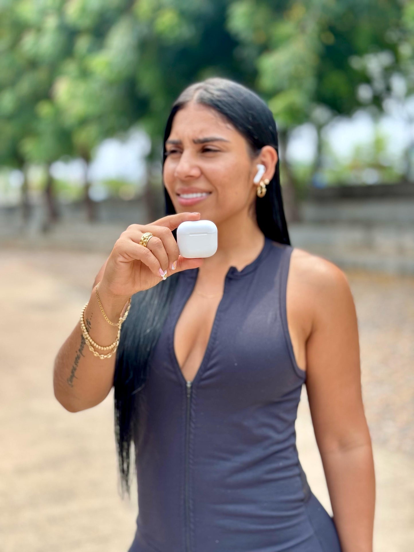 AUDIFONO INALAMBRICO AIRPODS 4 GENERACION